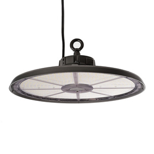 Hallenstrahler bei Elektro Komplett Bau GmbH in Lutherstadt Wittenberg